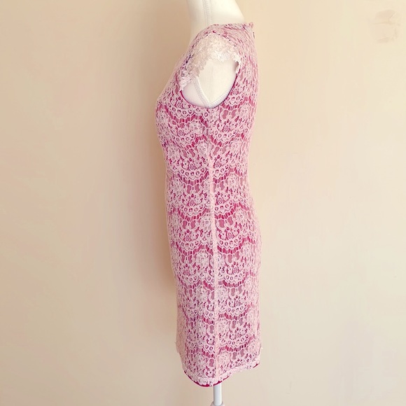 Review Women’s Size 8 Mini Dress Pink with White Lace - Picture 2 of 7